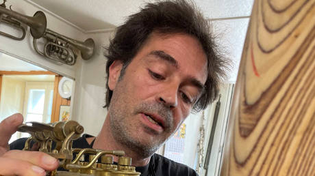 Швейцарский мастер против системы: тюрьма за мнение о биологии