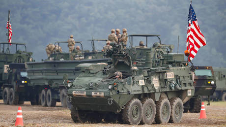 Вашингтон объявляет о срочной милитаризации на фоне растущих "глобальных угроз"