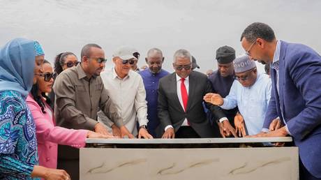 Эфиопия запускает новые промышленные гиганты: нефть и удобрения для развития страны