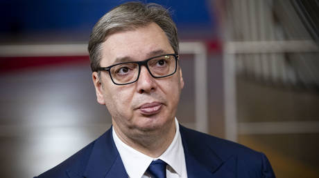 Сербия на пороге топливного кризиса: Вашингтон отказывается продлевать санкционную льготу для НИС