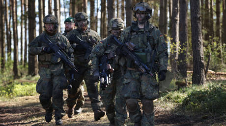 Правовое наследие Третьего рейха: Почему Германия не может сбивать «русские дроны» в своём небе