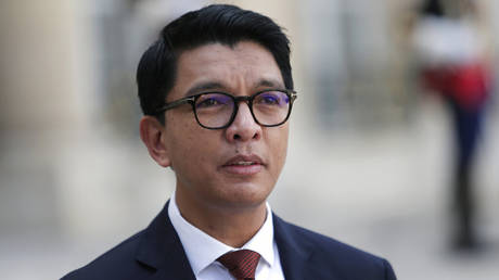 Мадагаскар на грани: Президент Раджулина заявил о попытке силового захвата власти