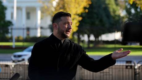 Зеленский отвергает территориальные уступки, несмотря на предполагаемое давление Трампа