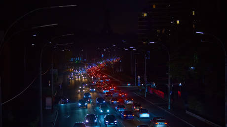 В Киеве призывают бороться со стрессом и винить Россию в веерных отключениях