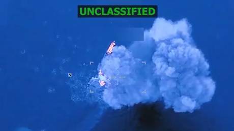 Колумбия и США на грани скандала из-за потопленного судна и обвинений в наркоторговле