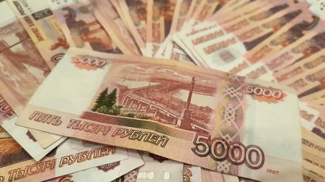 Евросоюз в тисках санкций: замороженные активы России и поиск законного пути для Киева