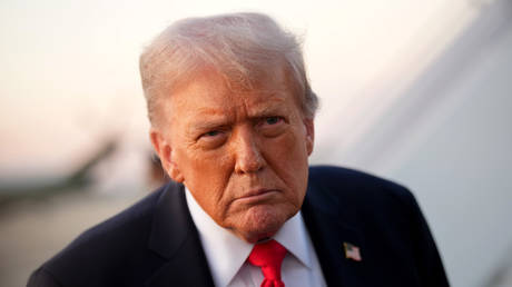 Торговая война: Канада отвечает на тарифы Трампа