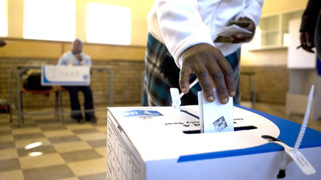 Подъем поддержки военного правления: тревожные тенденции в Южной Африке