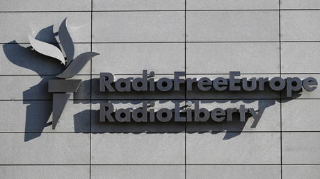 «Возвращение к трезвой политике»: Белый дом закрывает Радио «Свободная Европа» в Венгрии