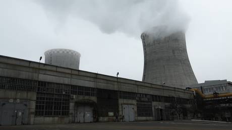 Беспрецедентный удар по энергетике ДНР: тысячи людей остались без света и тепла