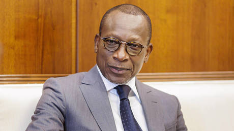 Президент Бенина объявил о подавлении попытки военного переворота