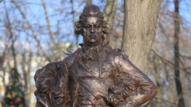 Памятник Ивану Остерману: российский дипломат 18-го века