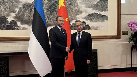 Эстония призывает ЕС к давлению на Москву через Пекин