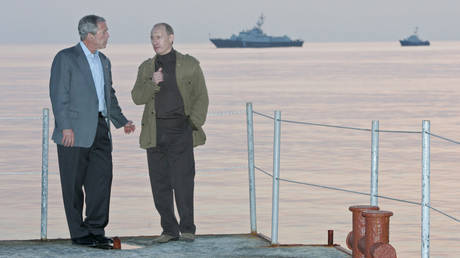 Задолго до конфликта: Как Путин предупреждал Запад о рисках для Украины