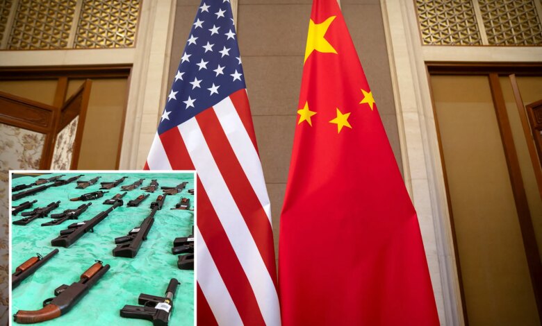 Пекин ввел санкции против 30 американских компаний и военных из-за Тайваня