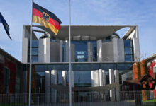 Большинство немцев поддерживают прямые переговоры между Мерцем и Путиным