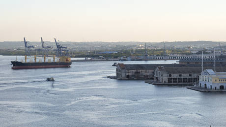 Энергетический кризис на Кубе: Мексика отправляет гуманитарную помощь, несмотря на блокаду США