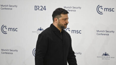 Зеленский призвал к выдворению российских граждан из Западных стран