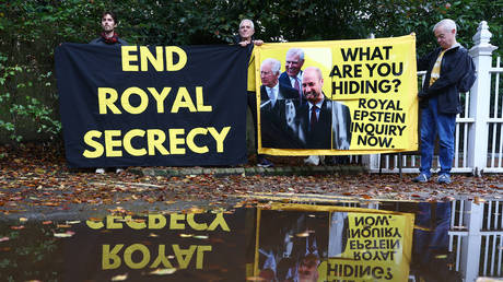 Скандалы в Великобритании: помощник Путина раскритиковал премьера и принца Андрея