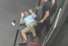 "Летающий стул" - скандал в баре Мельбурна