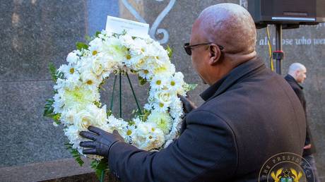 Президент Ганы обвинил США в «нормализации стирания» черной истории