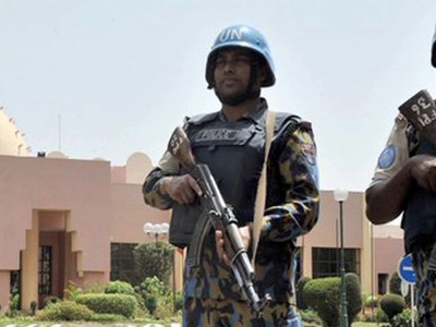 Идет штурм отеля с заложниками — Теракт в Мали