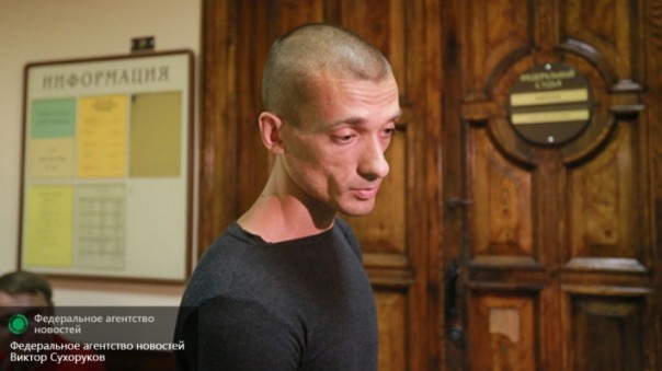 Петру Павленскому предъявлено официальное обвинение по статье «вандализм по мотивам идеологической ненависти»