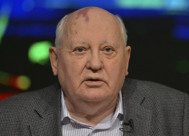 Горбачев рассмеялся в ответ на вопрос о собственной смерти