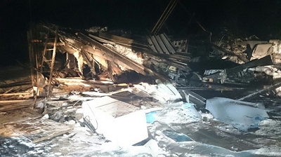 Восемь молодых людей погибли на пожаре в Сургутском районе