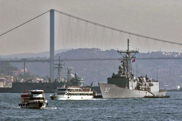 Турция не закроет Черноморские проливы для русских судов