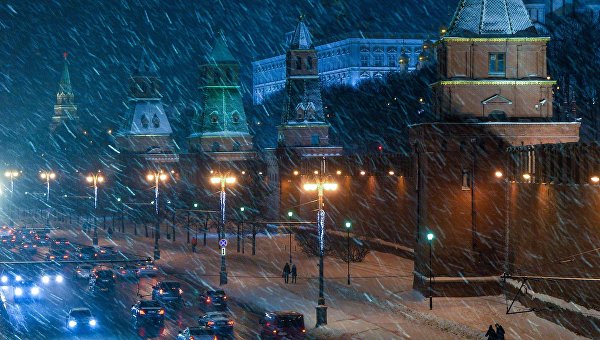 МЧС предупреждает о сложных погодных условиях в столице РФ