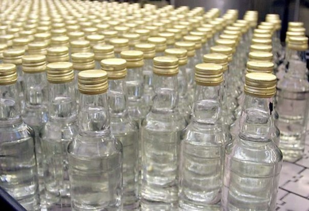 В Башкирии полицейские изъяли 7 тысяч литров контрафактного алкоголя