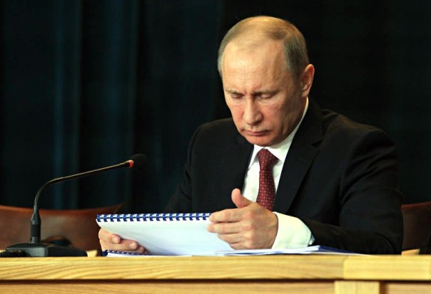 Путин похвалил АСИ за действенную работу в 2015-ом
