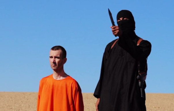 Кэмерон: видео с казнью «британских шпионов» является пропагандой от ИГИЛ