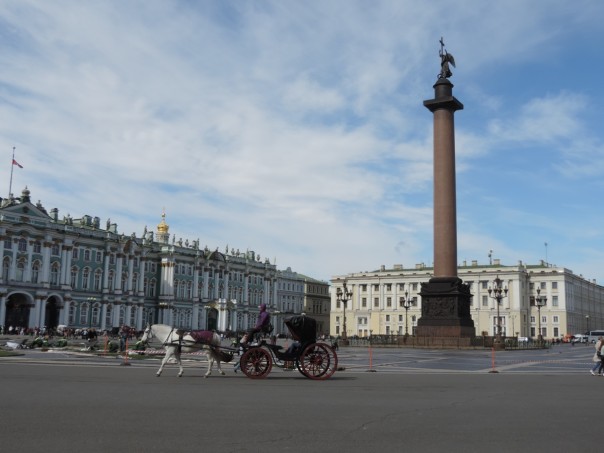 «Коммунисты России» собирают подписи за переименование Петербурга в Ленинград
