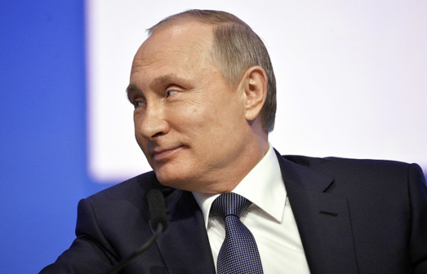 В Кремле назвали вымыслом и клеветой заявления об участии Путина в коррупции