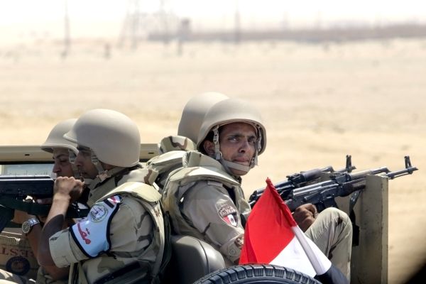 В Египте в итоге нападения боевиков убиты шесть полицейских