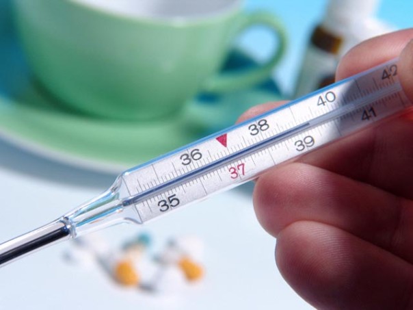 Роспотребнадзор: число заболевших гриппом и ОРВИ снизилось практически на треть