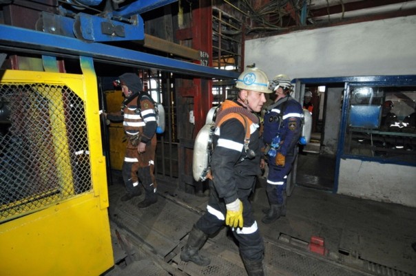Глава МЧС признал погибшими 26 заблокированных на шахте горняков