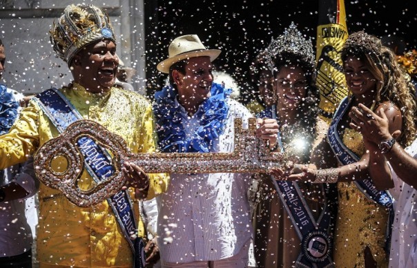 У Ріо-де-Жанейро відбулася церемонія відкриття традиційного карнавалу