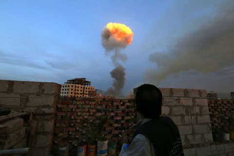 В итоге терактов в Йемене погибли 22 человека