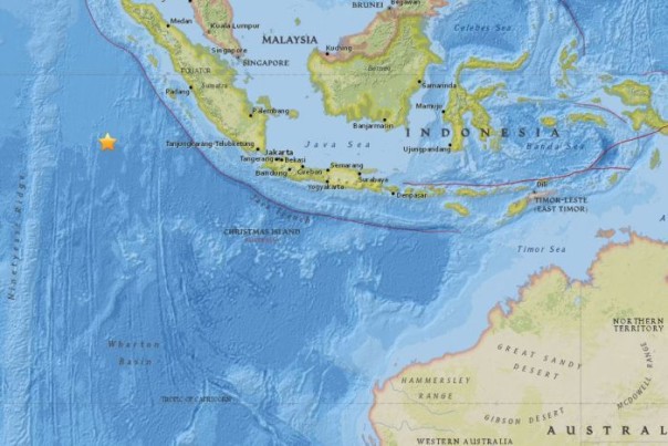 Мощное землетрясение случилось у берегов Индонезии, на Суматре ожидают цунами