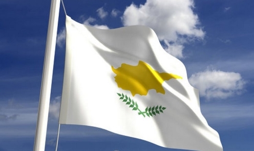 После переговоров, захватившие самолет выпустили пассажиров — Кипр