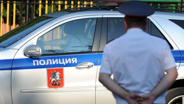 При подрыве колонны в Дагестане умер командированный из Красноярска полицейский