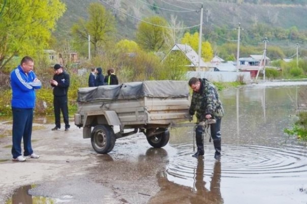 В Самарской области паводок затопил дачный массив