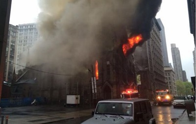 Пожару в православной церкви на Манхэттене присвоен 4-й уровень трудности