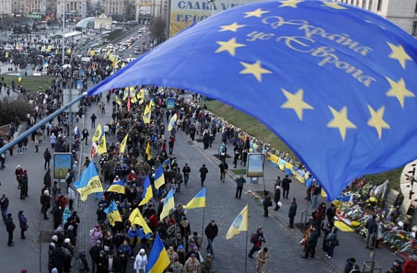 Посол в ЕС: Страны европейского союза обсуждают перенос безвизового режима для украинцев