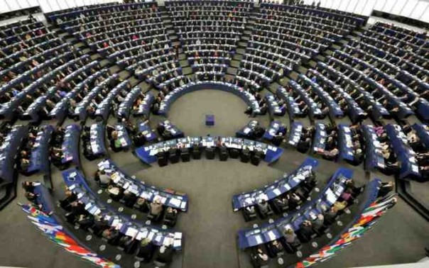 Европарламент призвал к санкциям в связи с запретом Меджлиса