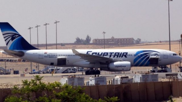 Власти Греции заявляют, что найденные обломки не принадлежат пропавшему борту EgyptAir