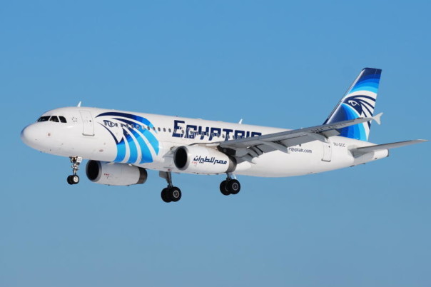 Предпосылкой крушения самолета EgyptAir мог быть взрыв — Источники CNN